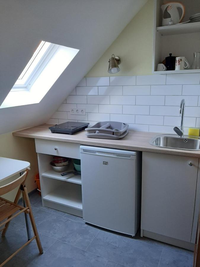 Gyopar Gyoengye Apartmanhaz Orosháza Екстериор снимка