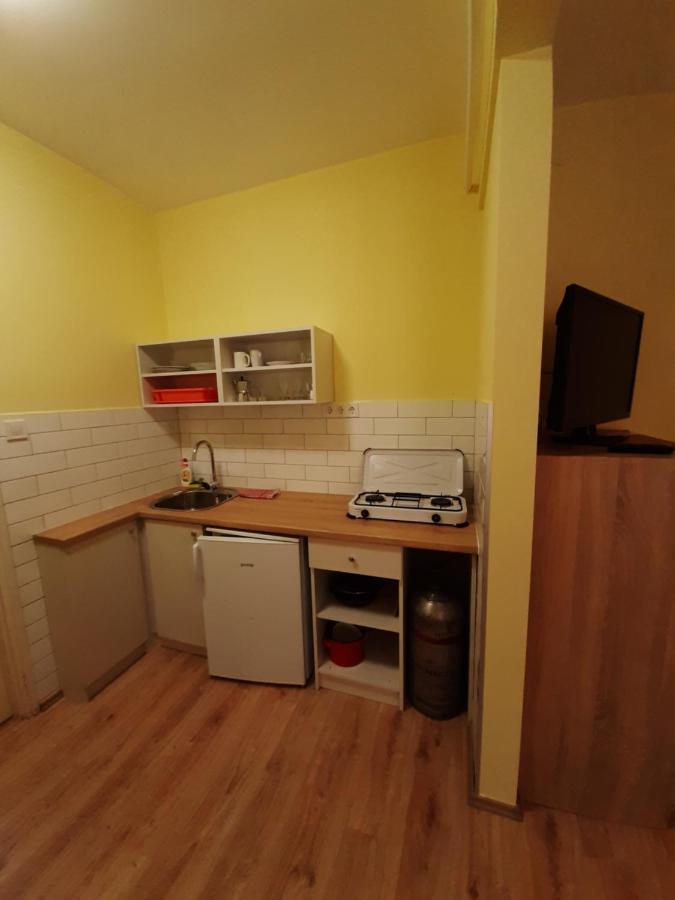Gyopar Gyoengye Apartmanhaz Orosháza Екстериор снимка